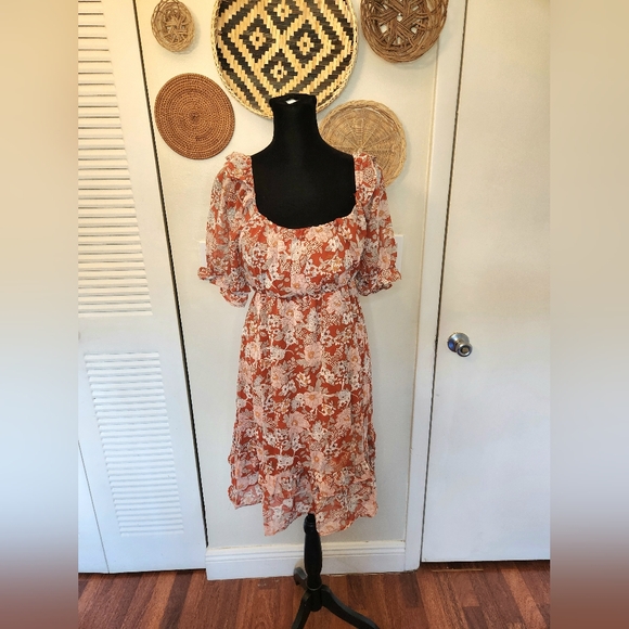 Floral Mini Dress With Square Neckline And Puff Sleeves - Picture 3 of 4